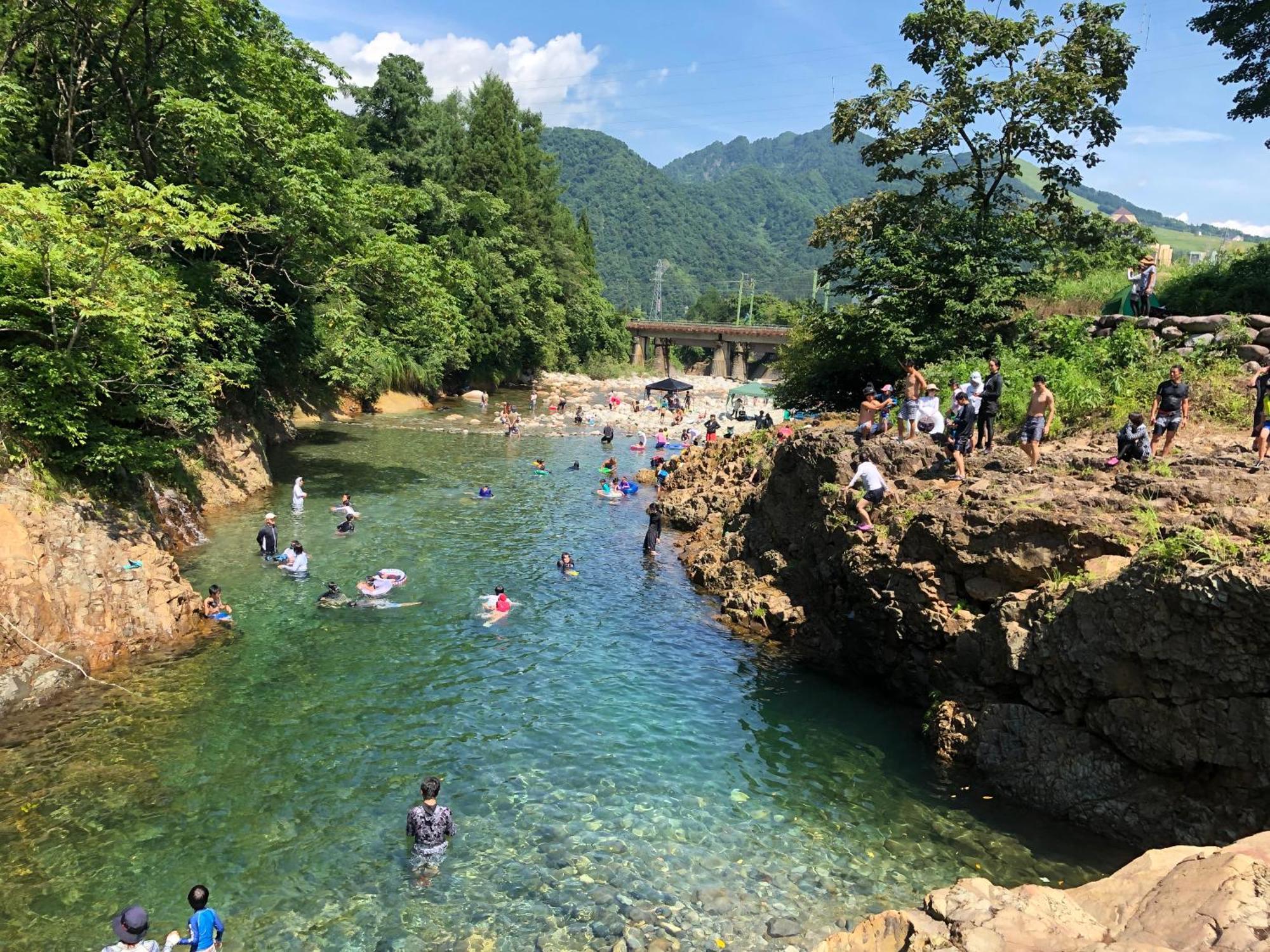 南鱼沼市 双子旅馆酒店 外观 照片